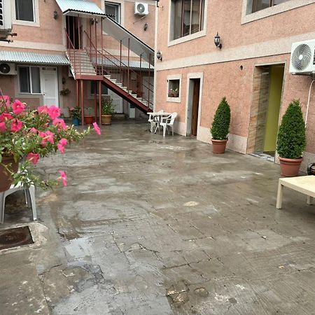 Styopa Hotel Jerevan Eksteriør billede