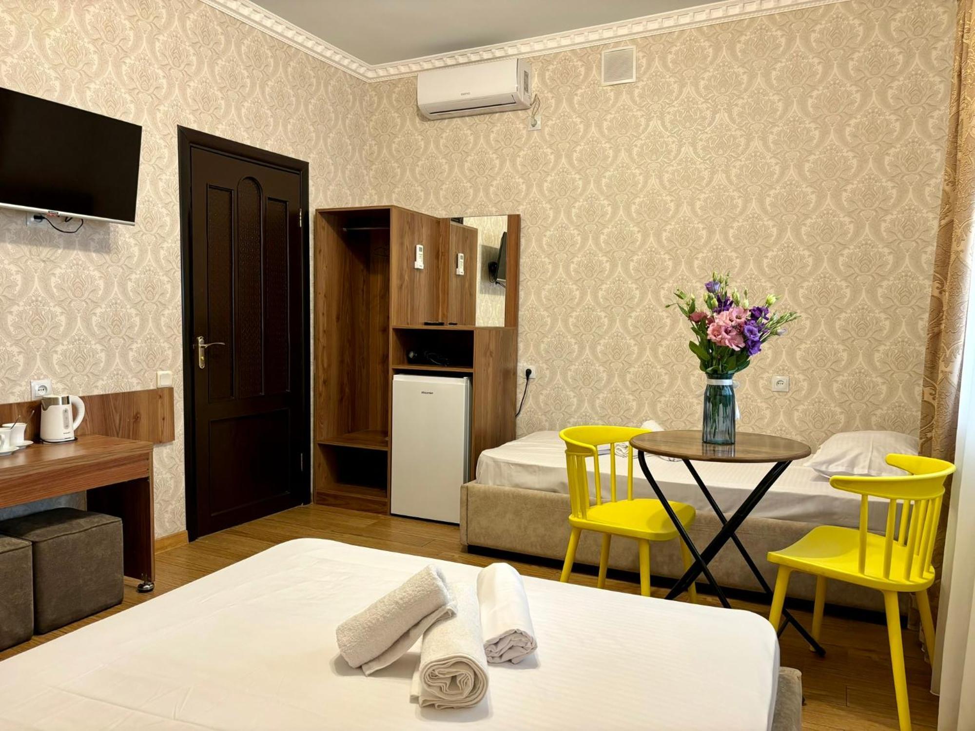 Styopa Hotel Jerevan Eksteriør billede