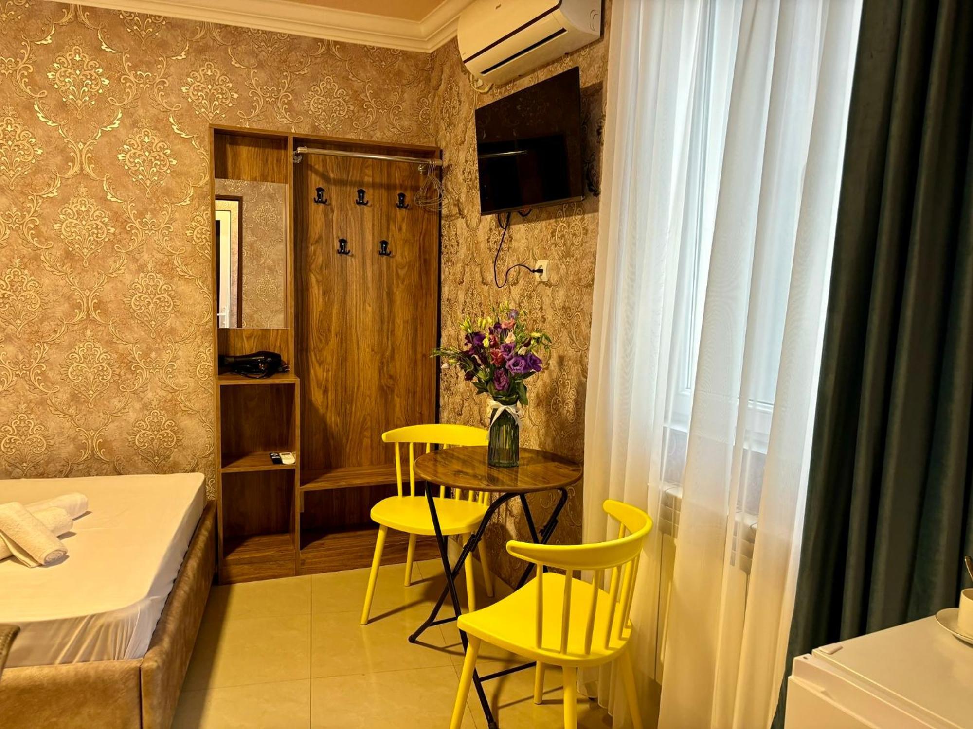 Styopa Hotel Jerevan Eksteriør billede