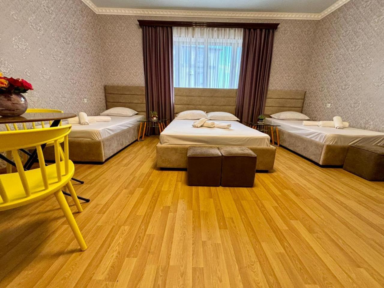 Styopa Hotel Jerevan Eksteriør billede
