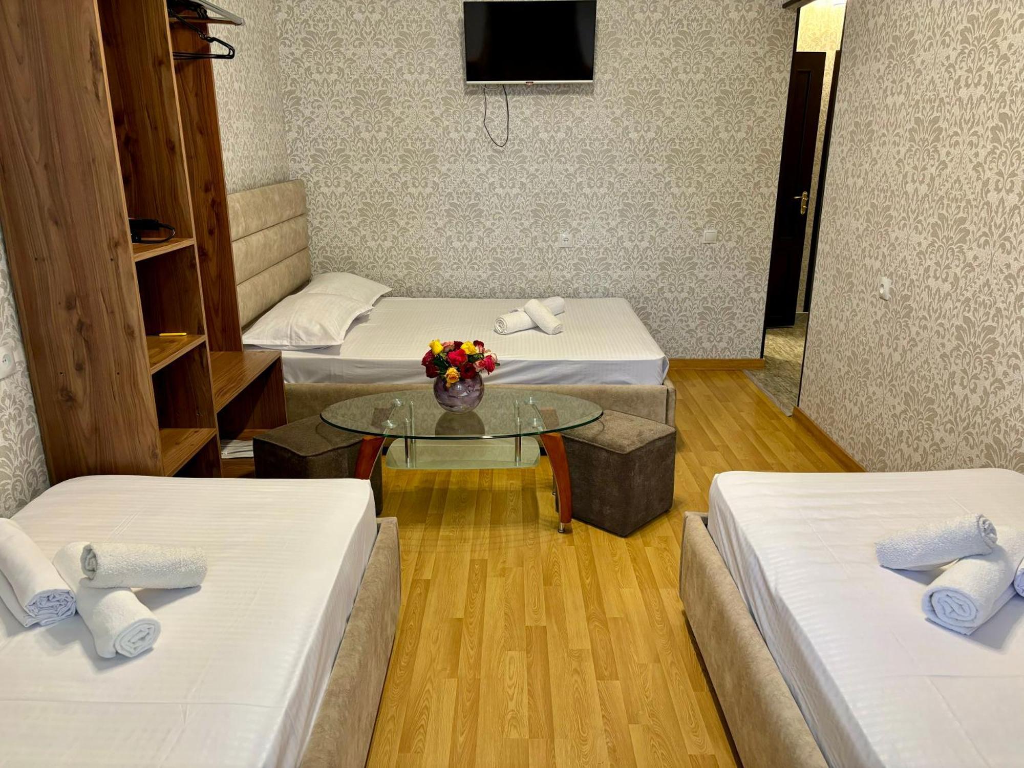 Styopa Hotel Jerevan Eksteriør billede