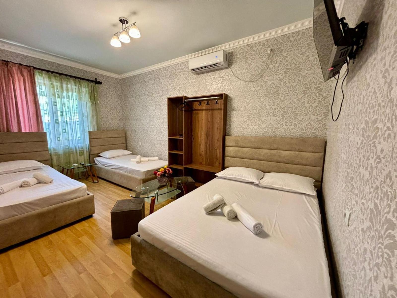 Styopa Hotel Jerevan Eksteriør billede