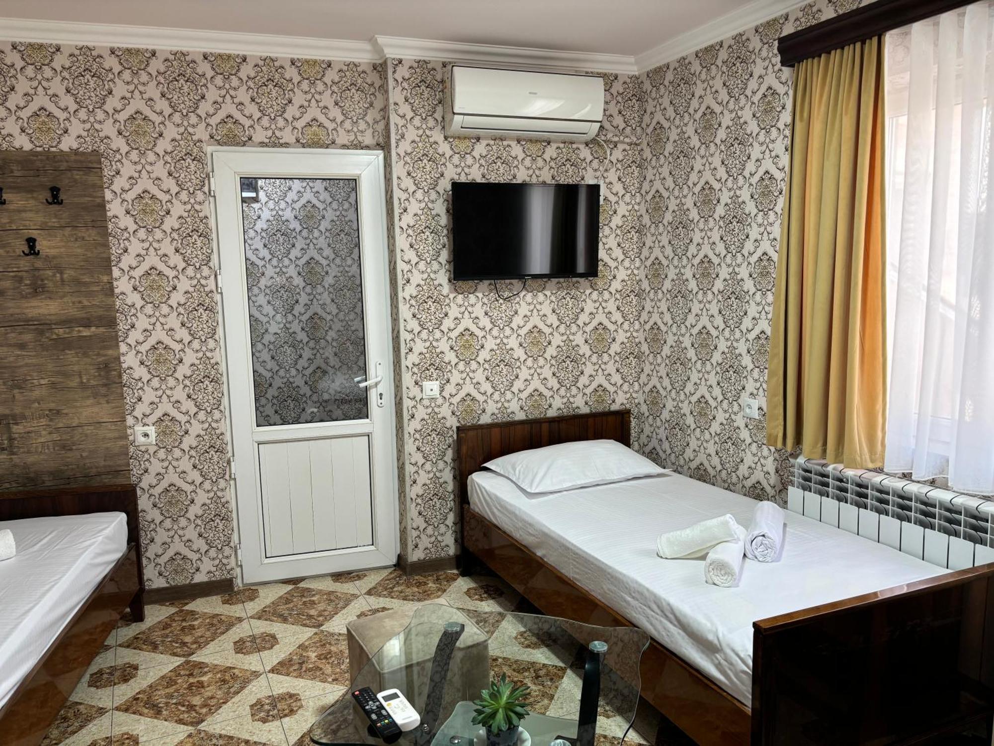 Styopa Hotel Jerevan Eksteriør billede